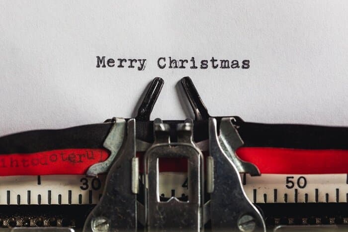 Christmas Messages: 20 Messages To Write In Your Gift Card Message